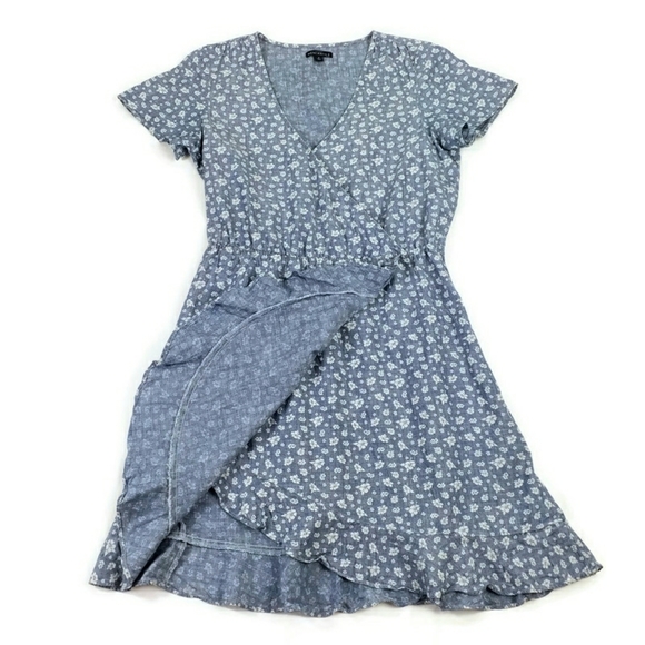 J. Crew Mercantile Floral Chambray Short-Sleeve Ruffle Faux Wrap Dress Small - Picture 10 of 12